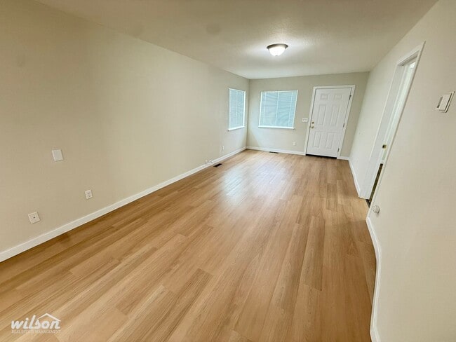 Photo - Updated 2 Bed /1 Bath Home with Spacious Yard!