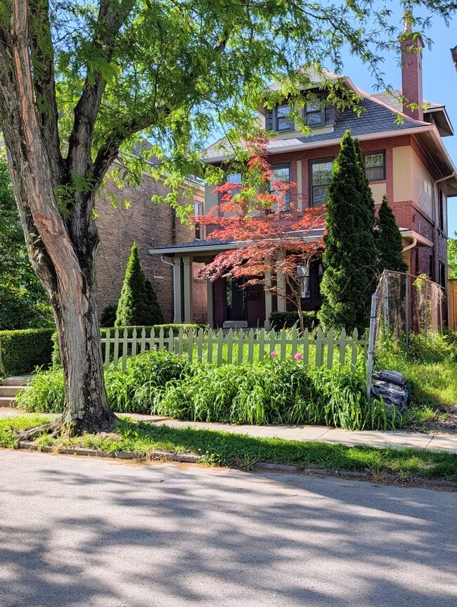 Photo - 1041 Franklin Ave