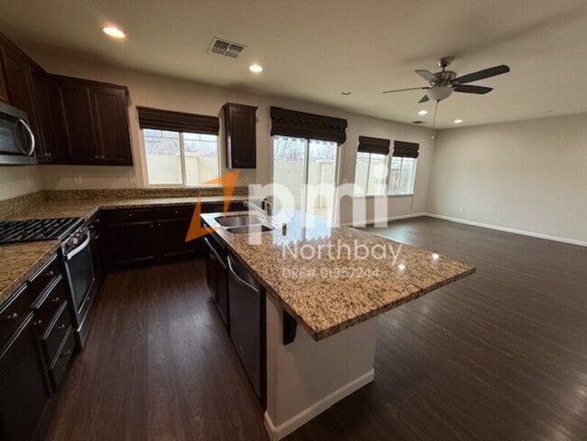 Photo - 1275 Dartmouth Cir