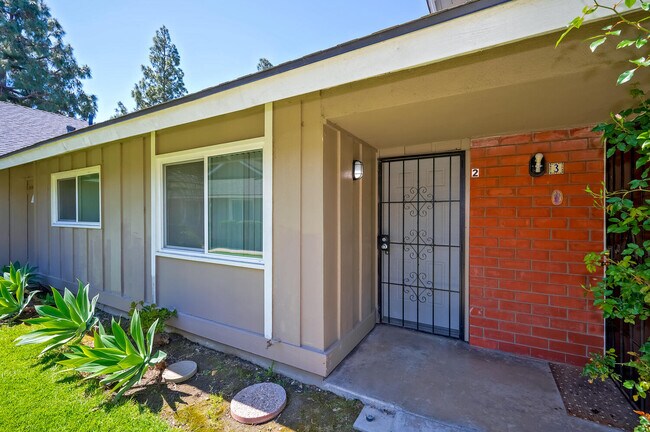 2613 W Aurora St Unidad 2