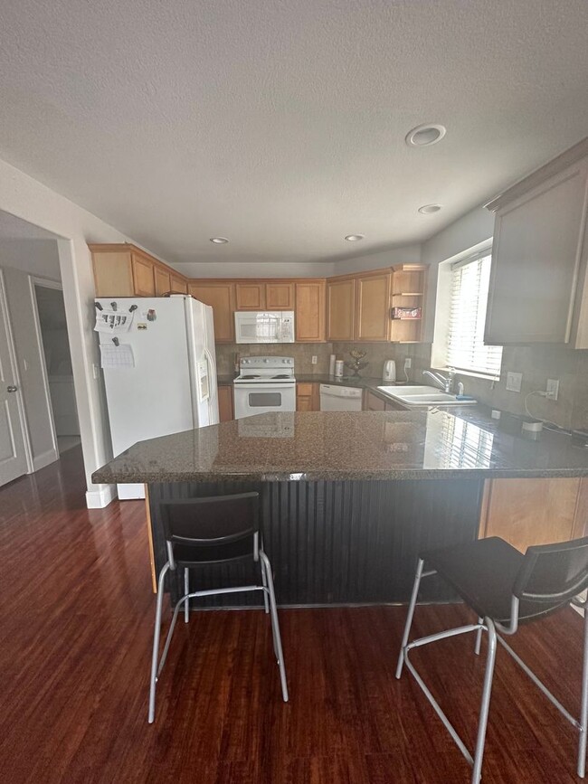 Photo - 2 Bed 2 bath bottom unit condo in Orem