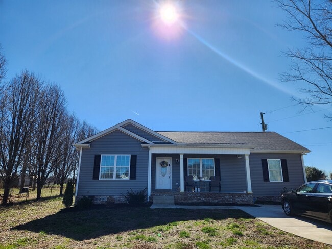Building Photo - 355 N Harris Rd Rental