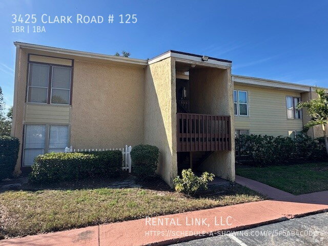 Building Photo - Spacious condo with a private patio, pool,... Unit 125