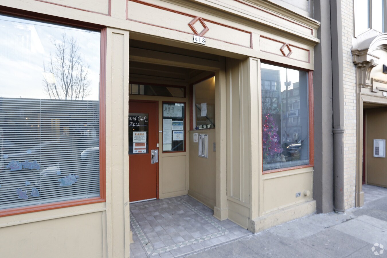 Grand Oak Apartments - Grand Oak Apartments