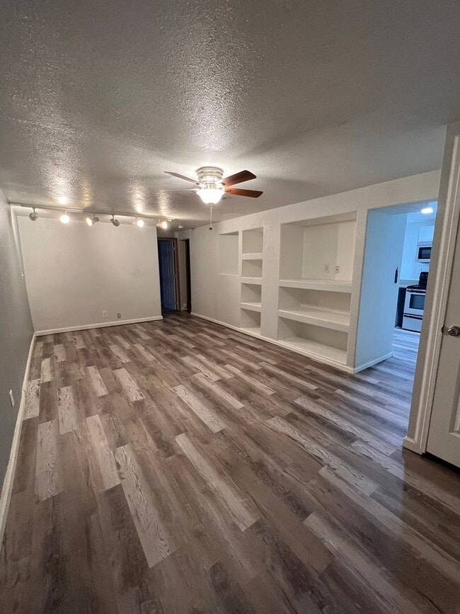 Photo - 4583 Shaw Blvd