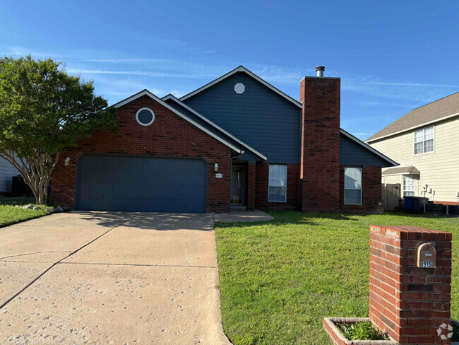 Building Photo - 8915 E 95th Pl Rental