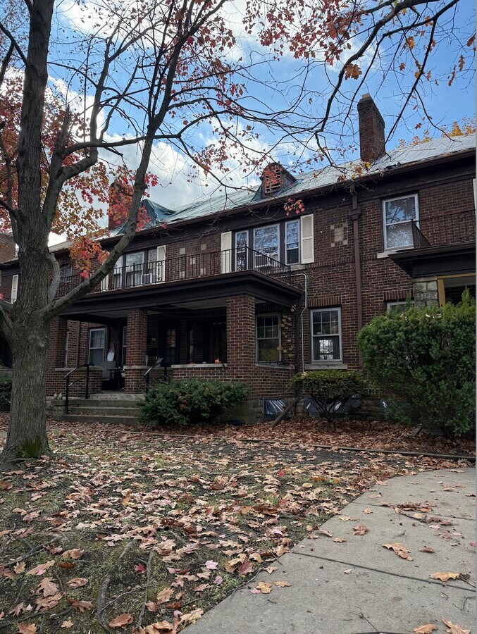 Photo - 571 Sheridan Ave