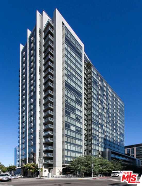 1155 S Grand Ave Unit 1908