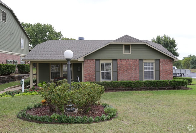 Arbors Of Cleburne