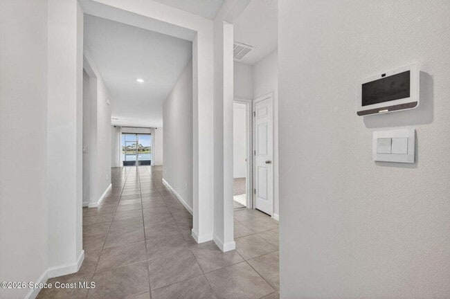 Photo - 830 Remington Green Dr SE