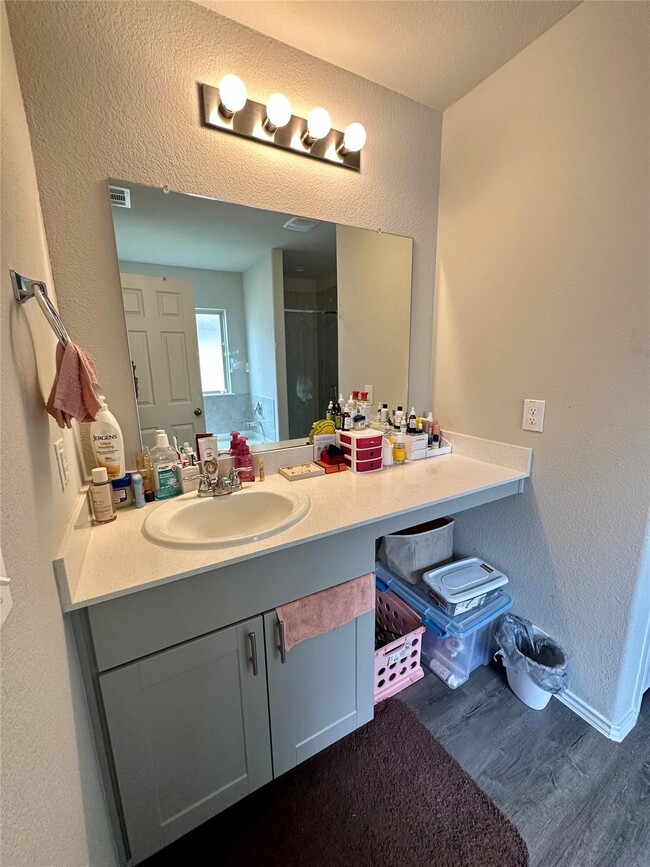 Photo - 4231 Tulip Oak Dr