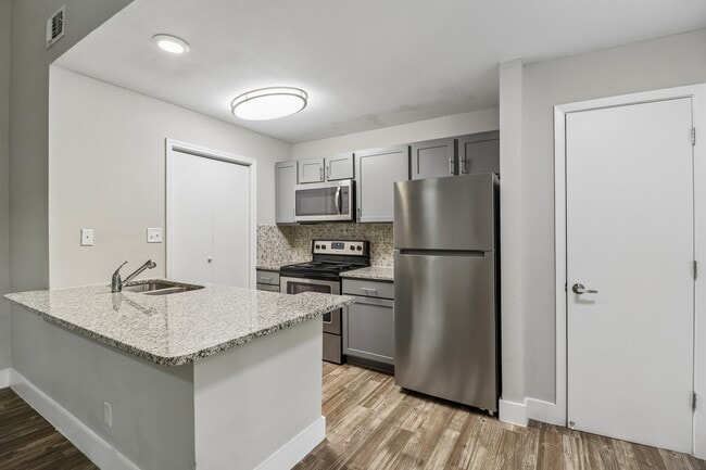 Photo - Turtle Creek Vista Apartments