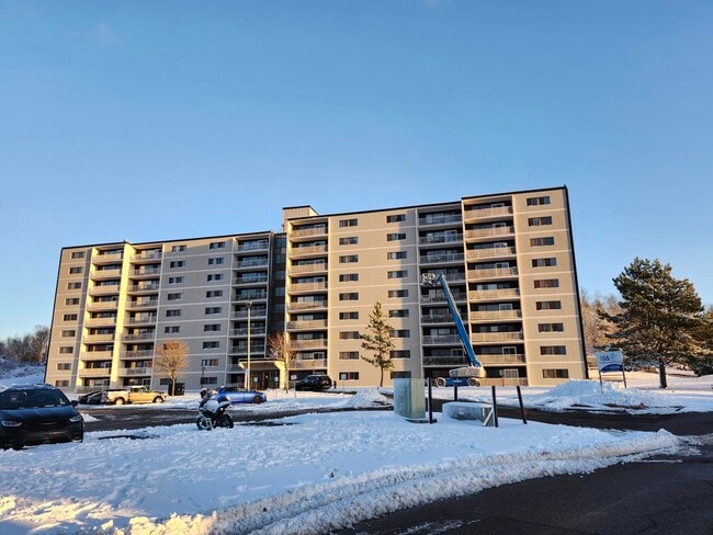 Photo - 155 Mystery Lake Dr Unité 703