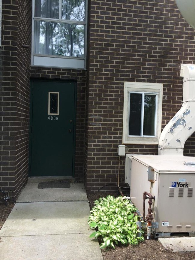 Photo - 4006 Charlemagne Cir