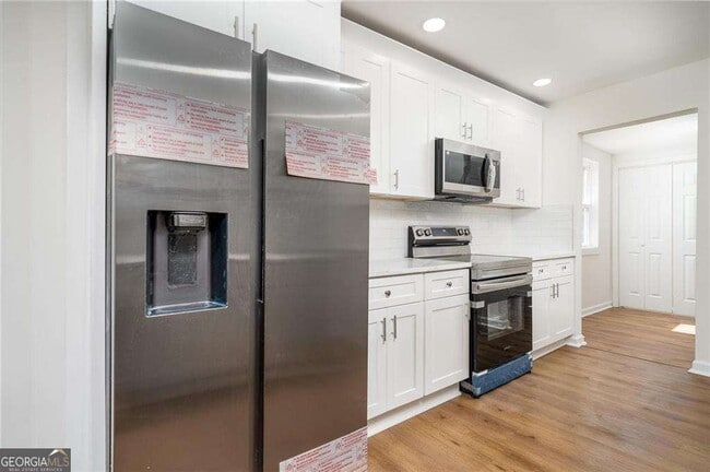 Photo - 2215 Gordon Cir