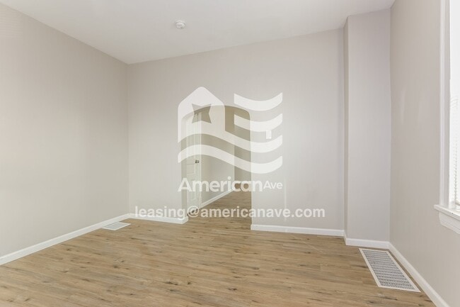 Photo - 3665 Robert Ave