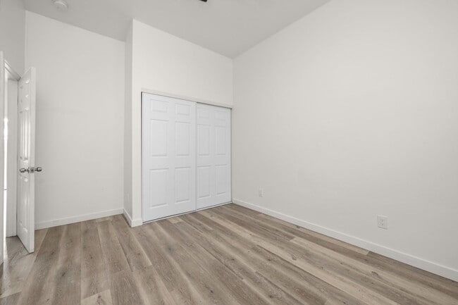 Photo - 6208 Pembroke Dr