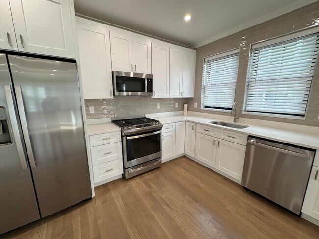 Photo - 283 Lamartine St Unit 1