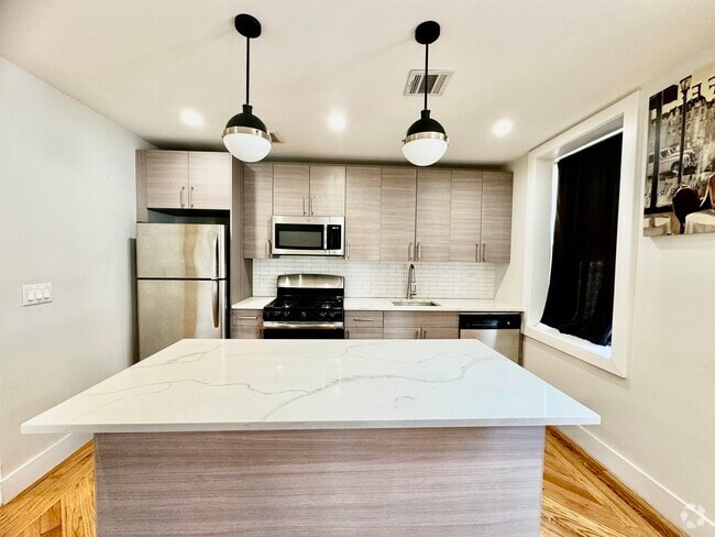 Building Photo - 440 Baldwin Ave Unit 3 Rental