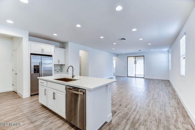 Photo - 5112 S 117th Ave