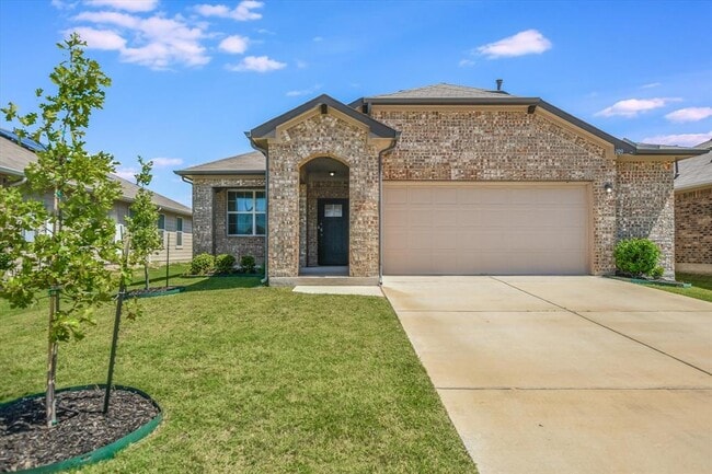Photo - 109 Marimoor Dr House