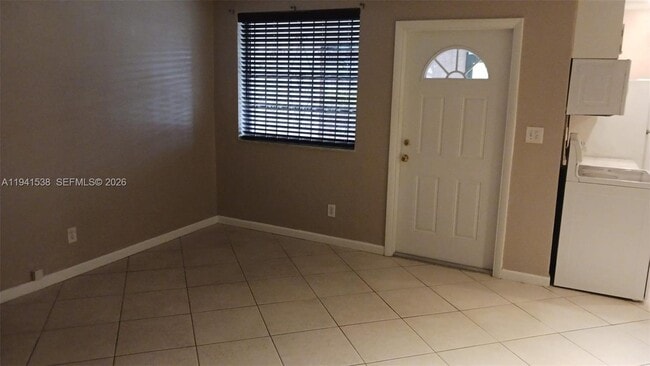 Photo - 421 NE 1st St Unit 111