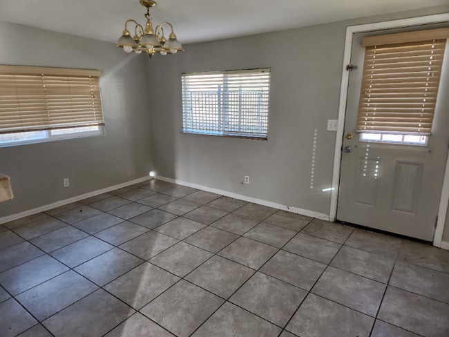 Photo - 2601 S Portia Ave