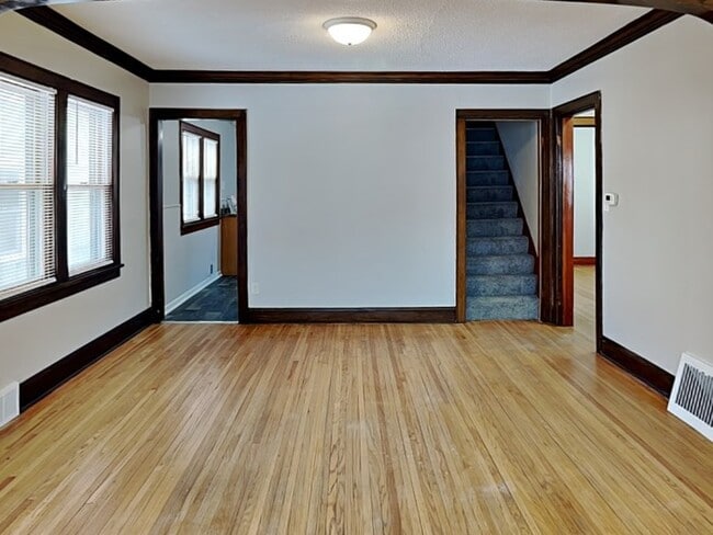 Photo - 1649 York Ave