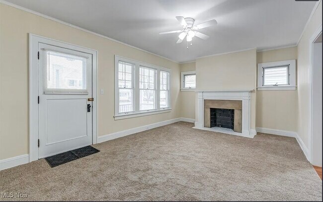 Photo - 2085 Chesterland Ave