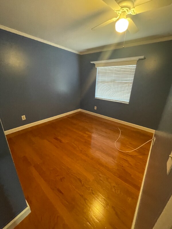 Photo - 9214 Fable St