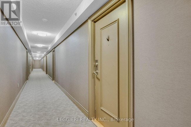 Photo - 35 Saranac Blvd Unité 522