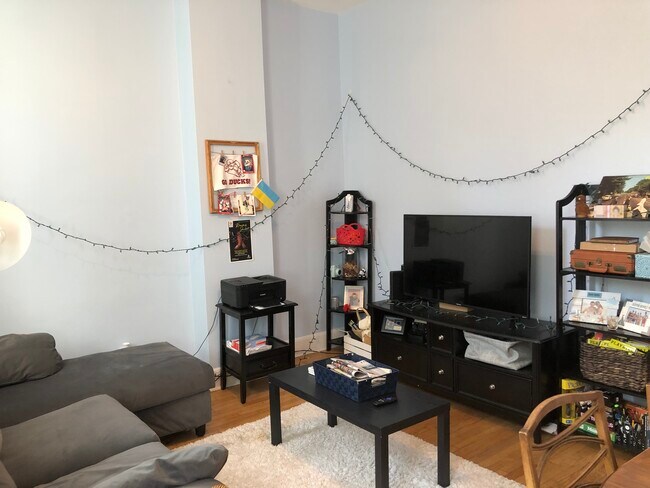 Photo - 700 Washington St Unit 2