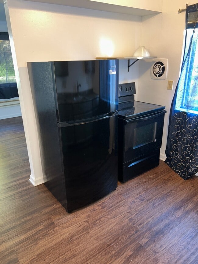 Photo - 2613 Chesterfield Ct