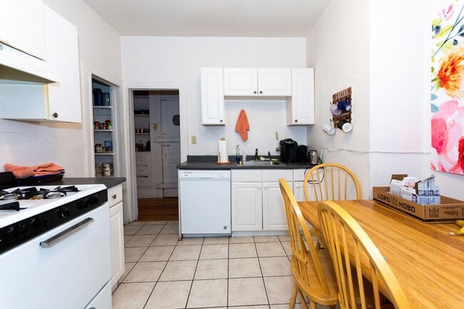 Photo - Amazing deal on a great BU three bed at Packards Corner Unit #16