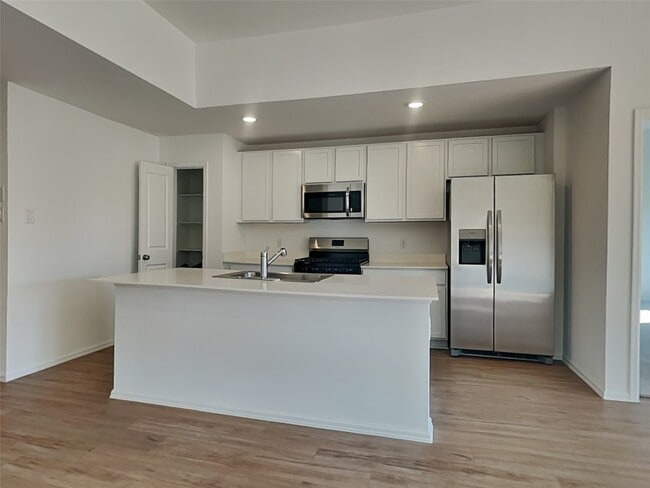 Photo - 27019 Breakaway Ln