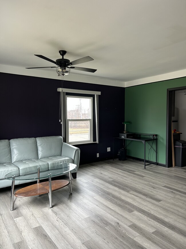 Living Room - 60 Leonore St