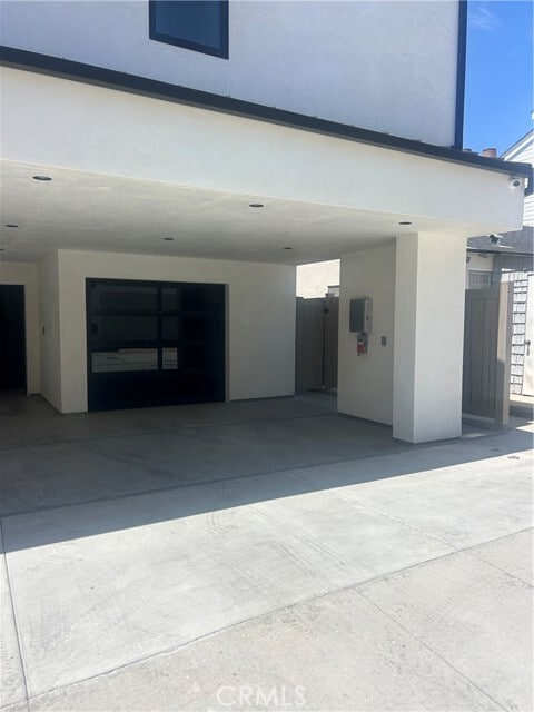 Photo - 612 Begonia Ave