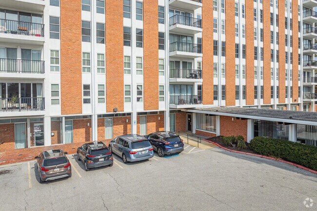 Photo - The Imperial