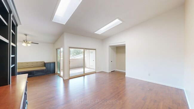 Photo - Amazing 2nd Floor Home for 55-Plus in Huntington Landmark Adult Community Unidad #301H