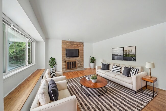 Photo - 2303 Braun Ct