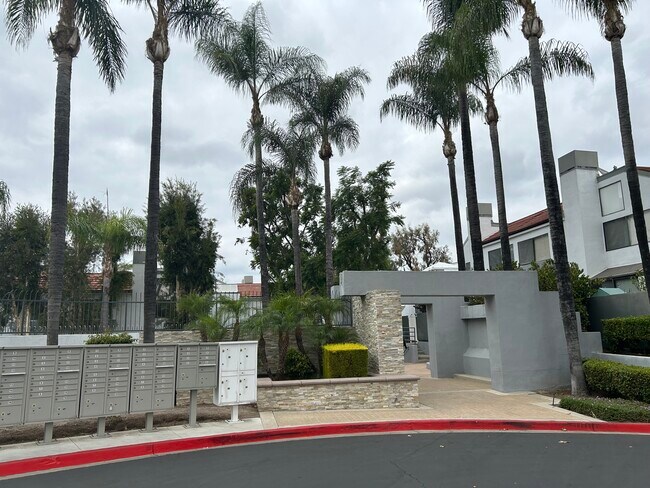 Photo - 1109 Tivoli Ln