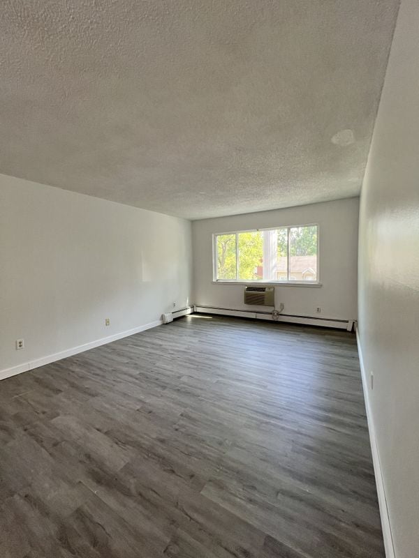 255 Elmwood Ave Unit 205