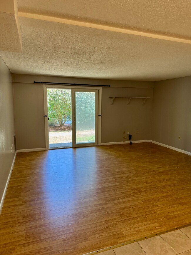 Photo - 4 Post Oak Ln Unit 14
