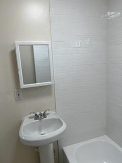 Photo - 1709 W 25th St Unidad 3