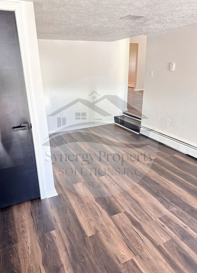 Photo - Unity Dr 810-812 Unit 812