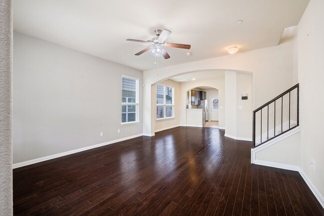 Photo - 730 Lost Pines Ln