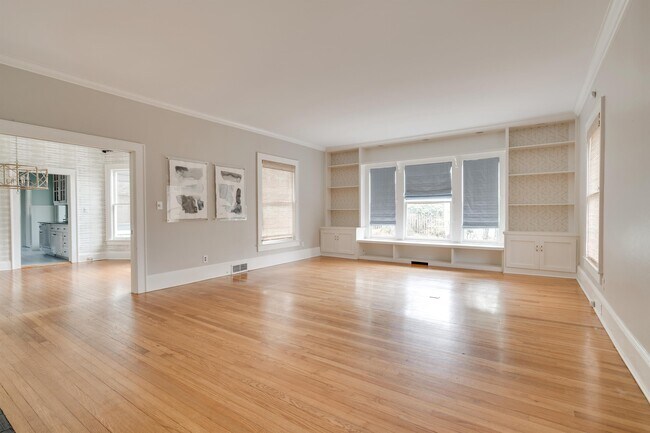 Photo - 308 Dixie Trail