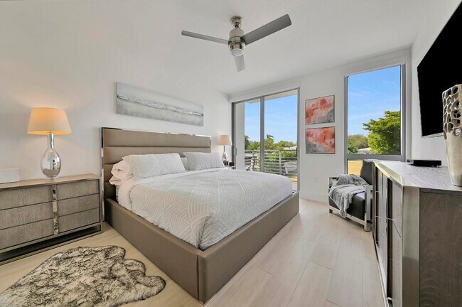 Photo - Southeast 1st Avenue, Delray Beach, FL 33444 - 2 BR 2 BA condo