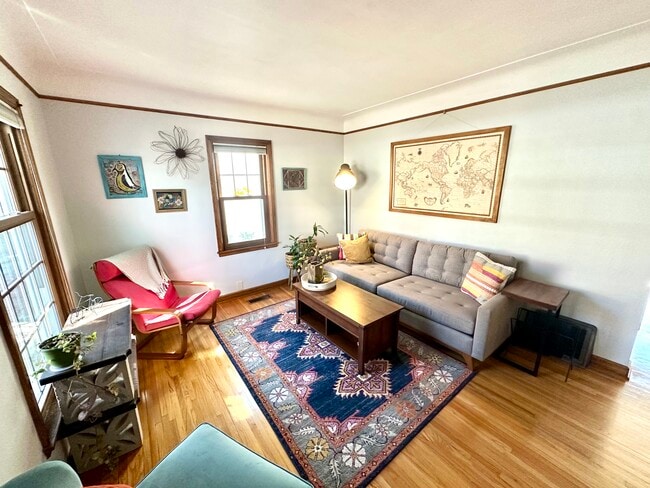 Photo - 2938 Hayes St NE