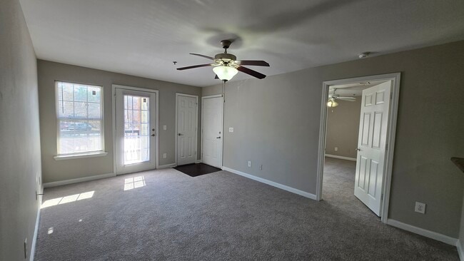 Living Room - Ivywood Park